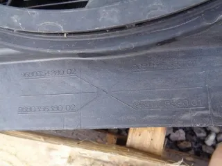 9680354280 Передняя панель крепления облицовки (телевизор) Peugeot 308 1 Арт e12402126, вид 4