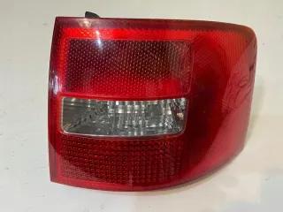 4B9945096F Фонарь задний левый Audi A6 C5 (S6,RS6) Арт e12397412, вид 2