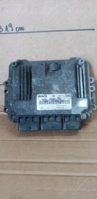 0281013364 8200635663 8200833387 Блок управления двигателем Renault Master 2 Арт e12392032, вид 1