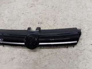 2013-2016R 5G0853653 Решетка радиатора Volkswagen Golf 7 Арт e12388772, вид 2