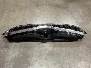 658853653A Решетка радиатора Skoda Kamiq Арт e12388558, вид 2