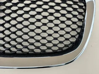 HK83-8B271 Решетка радиатора Jaguar F-Pace Арт e12387425, вид 9