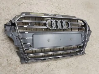 2013-2016R 8V3853651BC Решетка радиатора Audi S3 8V Арт e12386737, вид 2