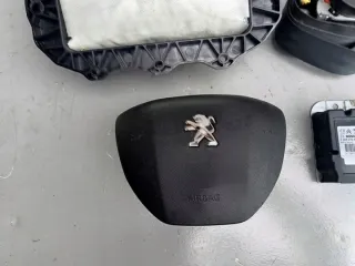 98072114ZD Подушка безопасности Peugeot 2008 Арт e12380816, вид 1