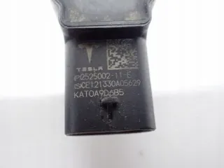 2525002-11-E 2525002-11 2525002 Датчик температуры Tesla model Y Арт e12375770, вид 4