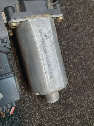 3B9839752G Моторчик стеклоподъемника Volkswagen Passat B5 Арт e12372236, вид 2