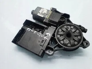 0130822451 Моторчик стеклоподъемника Volkswagen Passat B7 Арт e12371933, вид 1
