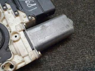9776105407301 Моторчик стеклоподъемника Volkswagen Golf 4 Арт e12371748, вид 3