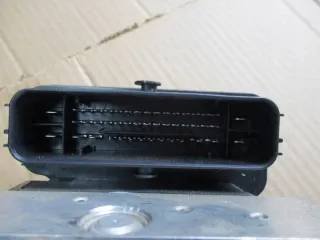 LX73-14F447-AE Блок ABS Jaguar F-Pace Арт e12370787, вид 3