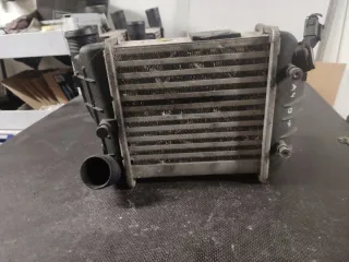 8E0145805R Интеркулер Audi A4 B7 Арт e12359691, вид 2
