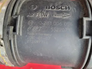 51947321 51816590 Корпус воздушного фильтра Fiat Doblo 2 Арт e12331637, вид 4