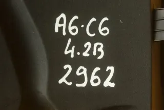 079133835F Корпус воздушного фильтра Audi A6 C6 (S6,RS6) Арт e12330118, вид 9