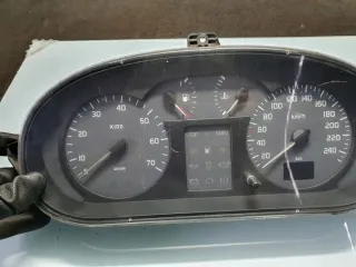 09043080096 Щиток приборов (приборная панель) Renault Megane 1 Арт e12329876, вид 3