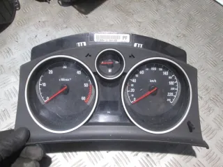 13216684 Щиток приборов (приборная панель) Opel Astra H Арт e12329588, вид 1