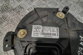 8E2820021E Отопитель в сборе (печка) Audi A4 B7 Арт e12326419, вид 3