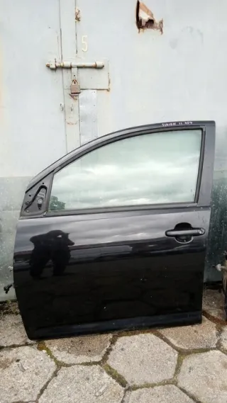 DAIHATSUSIRIONII05 DRZWILPX07 Дверь передняя левая Daihatsu Sirion Арт e12317185