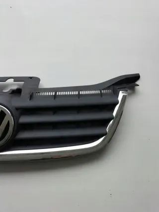 1T0853651 Решетка радиатора Volkswagen Touran 1 Арт e12317123, вид 3