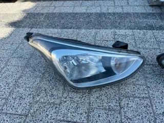 92102-B9000 Фара правая Hyundai i10 2 Арт e12300383, вид 1