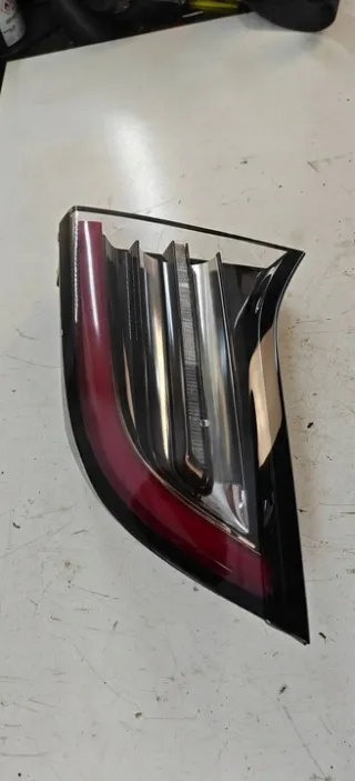 1077402 Фонарь задний правый Tesla model 3 Арт e12298732, вид 3