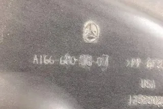 W166 1666809607 Декоративная крышка двигателя Mercedes ML/GLE W166 Арт e12297388, вид 5