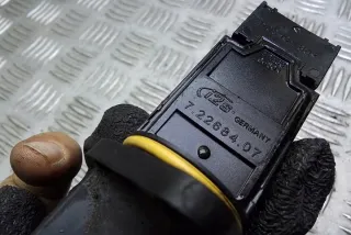 W203 72268407 Расходомер воздуха Mercedes C W203 Арт e12296589, вид 1
