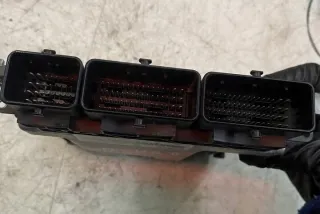 0281032700 Блок управления двигателем Renault Trafic 3 Арт e12293355, вид 2