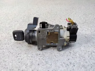 8626327 AOP37679 Замок зажигания Volvo V70 2 Арт e12280797, вид 2
