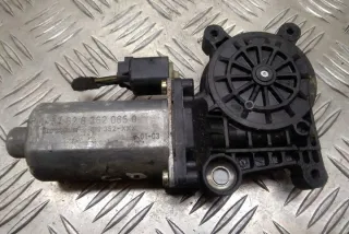 0130821726 Моторчик стеклоподъемника BMW 3 E46 Арт e12276766, вид 2