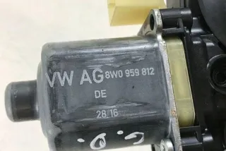 8W0959812DE Моторчик стеклоподъемника Audi A4 B9 Арт e12276365, вид 3