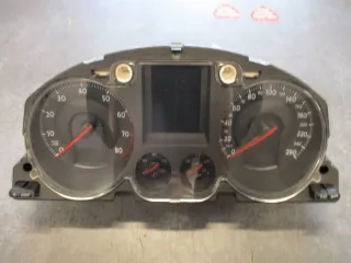 3C0920870P Щиток приборов (приборная панель) Volkswagen Passat B6 Арт e12274530, вид 1