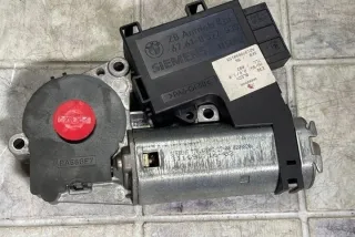 67618377939 Блок управления (другие) BMW 5 E39 Арт e12264106, вид 3