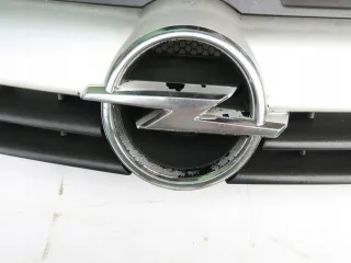 13108463 Решетка радиатора Opel Astra H Арт e12239883, вид 4