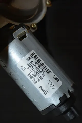 8E9955711C Моторчик стеклоочистителя фар Audi A3 8P Арт e12203723, вид 2