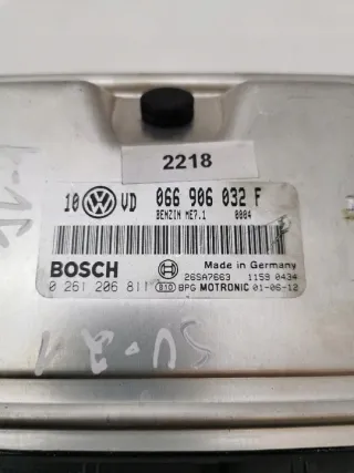 066906032F Блок управления двигателем Volkswagen Passat B5 Арт e12202422, вид 1