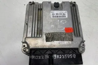 03L906022MJ Блок управления двигателем Audi A4 B8 Арт e12199720, вид 1