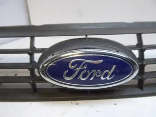 8M51-8200-BF Решетка радиатора Ford Focus 2 restailing Арт e12199575, вид 2