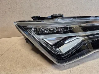 576941008D Фара правая Seat Ateca Арт e12189694, вид 2