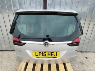 2012-2016 Крышка багажника (дверь 3-5) Opel Zafira C Арт e12189016, вид 1