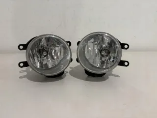 81210-02110 81220-02110 Фара противотуманная левая Toyota Yaris 3 Арт e12187311, вид 1