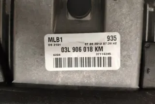 03L906018KM Блок управления двигателем Audi A4 B8 Арт e12167308, вид 1