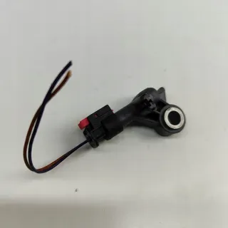 103676100B Датчик удара Tesla model Y Арт e12154788, вид 3