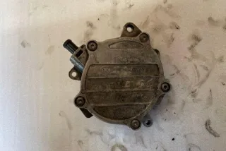 06D145100 Насос вакуумный Audi A4 B7 Арт e12144295, вид 1