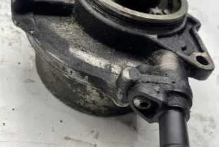 057145100 Насос вакуумный Audi A4 B7 Арт e12144285, вид 1