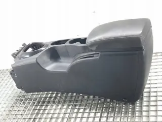 P13149A77000 LORK-942-11140 Подлокотник Nissan Qashqai 1  Арт e12135722, вид 1