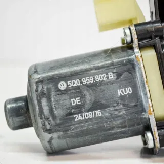 5Q0959802B Моторчик стеклоподъемника Audi Q2 Арт e12134658, вид 4
