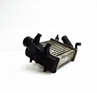 8E0145805E Интеркулер Audi A4 B7 Арт e12125513, вид 2