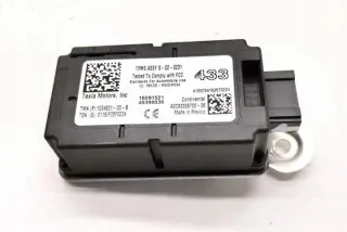 103460100B Блок управления (другие) Tesla model 3 Арт e12123999, вид 4