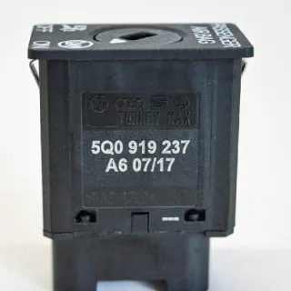 5Q0919237 Блок управления (другие) Audi A4 B9 Арт e12114088, вид 3
