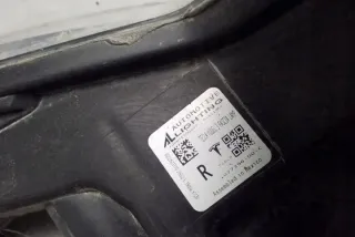 107739600C Фара противотуманная правая Tesla model 3 Арт e12107563, вид 4