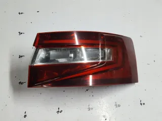  Фонарь задний правый Skoda Superb 3 Арт e12104771, вид 1